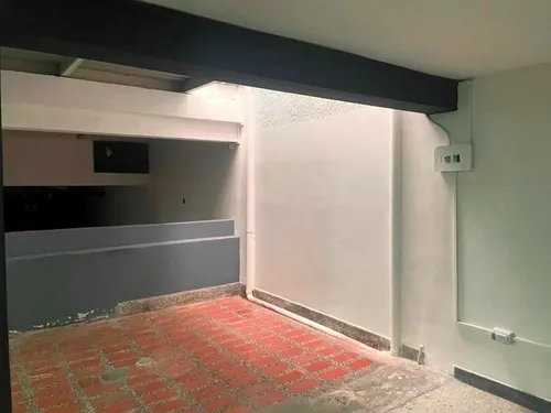 Casa En Venta En Laureles. Cod V10342