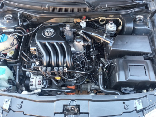 Volkswagen Bora 2.0 Trendline 115cv 2011 Con Gnc