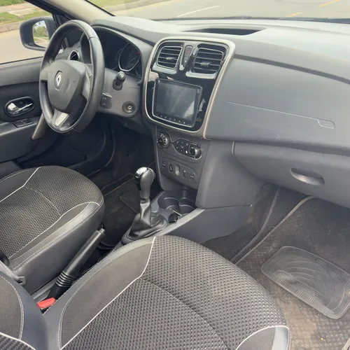 Renault Stepway 1.6 Intense Automática
