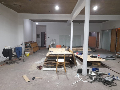 Local 236m2 Piso 1 Y 2 Strip Center Pte Alto