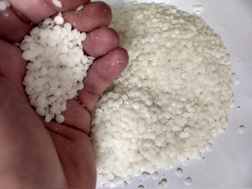 Imagem 2 de 7 de 1 Kg Parafina Soja - Cera Mix Eco Lentilha Para Velas
