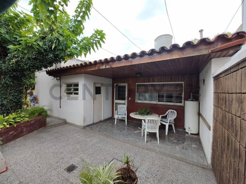 Imagen 10 de 30 de Casa Lote Propio Doble Frente Coch. Jdín Parrilla + Atelier De Trabajo De 143m²