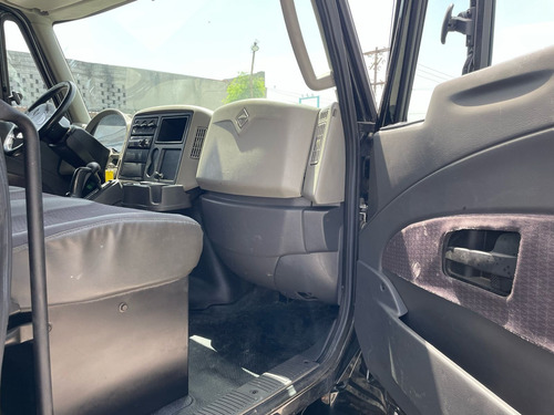 Caja Seca 18 Pies, Cummins