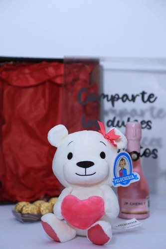 Imagen 1 de 3 de Caja Regalo Osito, Chocolates Y Botellita