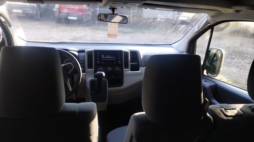 Toyota Hiace 2.8 Tdi Furgón 6at L2h2 3a 5p
