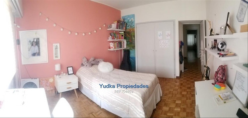 Venta Apartamento Pocitos 3 Dormitorios Estar Garaje Serv.
