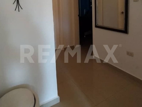 Imagen 5 de 14 de Re/max 2mil Vende Townhouse En Urb. Tierra Del Sol - Isla De Margarita
