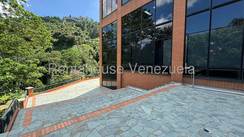 Espectacular Torre Corporativa Con Estupenda Vista, En Alquiler. Fabiola. Mls #25-19886.