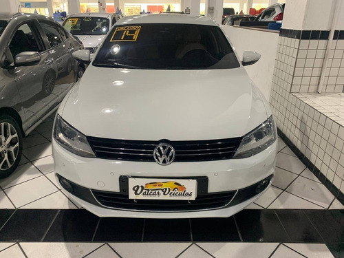 Volkswagen Jetta 2.0 Tsi Highline 211cv Gasolina 4p