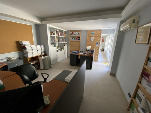 Venta Oficina Saavedra - Casa Ideal Para Oficina Audiovisual, Arias 2600