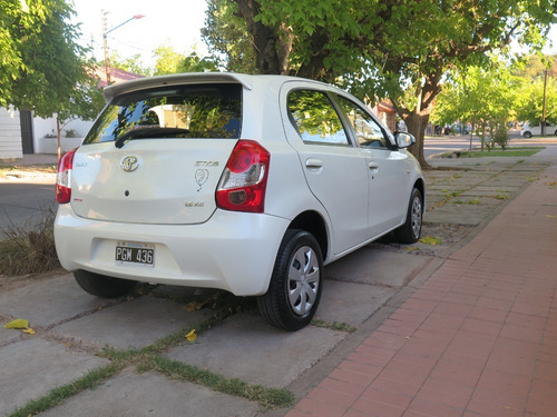 Toyota Etios Xs 1.5 M/t