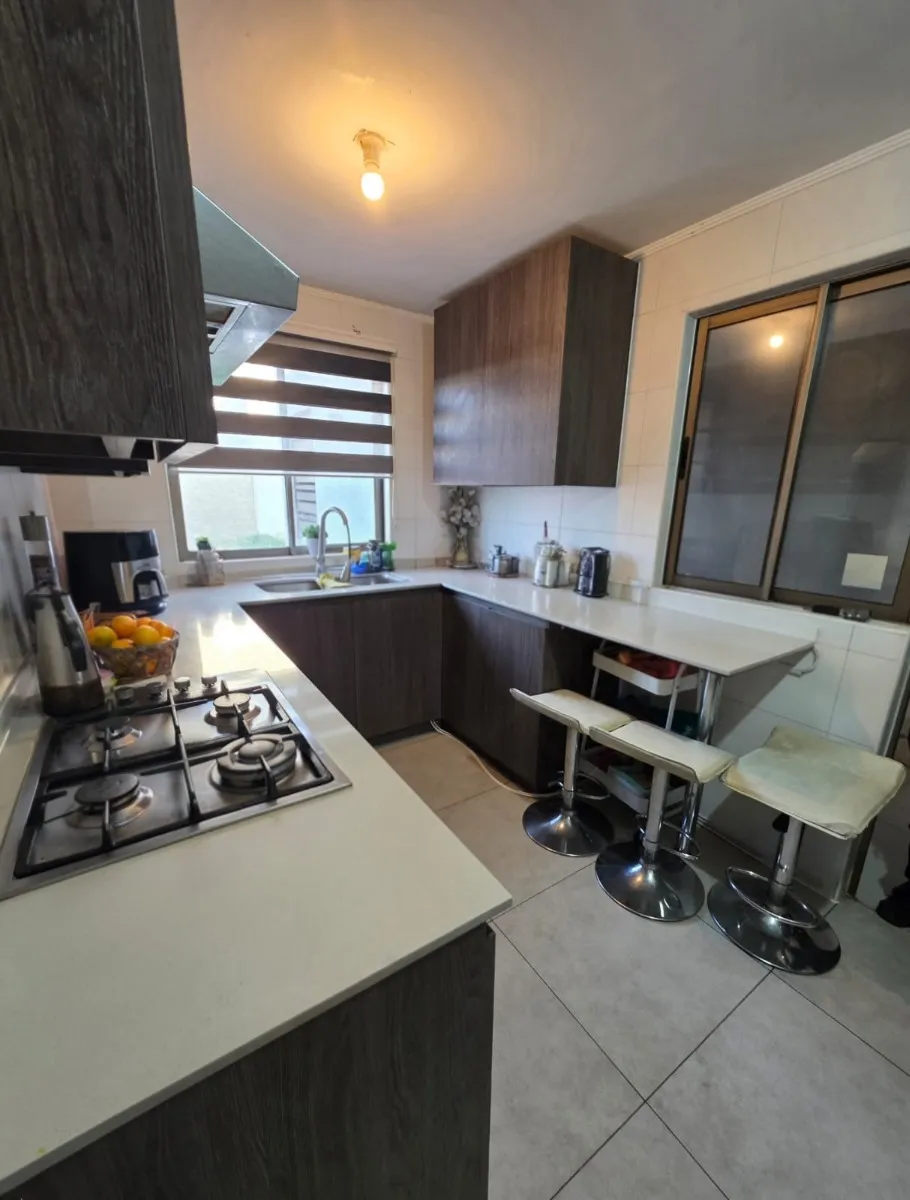 Imagen 4 de 28 de En Venta Amplia Casa Mediterránea En El Remanso De Machalí