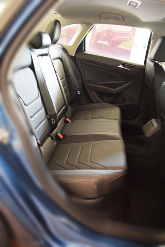 Imagen 21 de 24 de Volkswagen Vento Highline