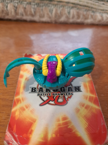 Set De Muñecos Bakugan (Usado)
