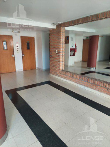 Departamento 4 Ambientes Con Cochera En Venta - Alquilado Hasta Enero 2027 - Torres De Fierro - Bernal