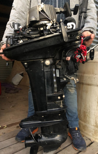 Imagen 9 de 10 de Motor Fuera De Borda Mercury 15 Hp 2tiempo Usado Como Nuevo!