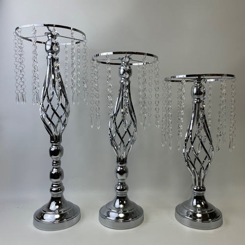 Elegante Candelabro Grande Plateado Con Forma De Centro De M