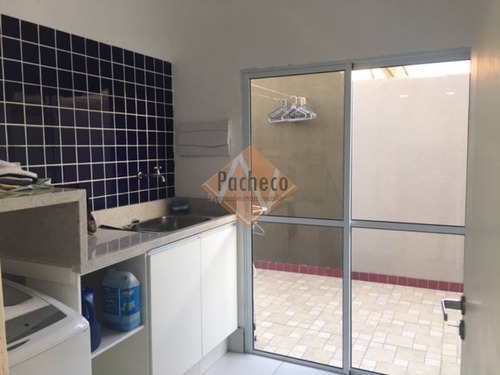 Casa Assobradada Em Jundiaí, 330 M², 04 Suítes, 05 Vagas, R$ 920.000,00 - 2163