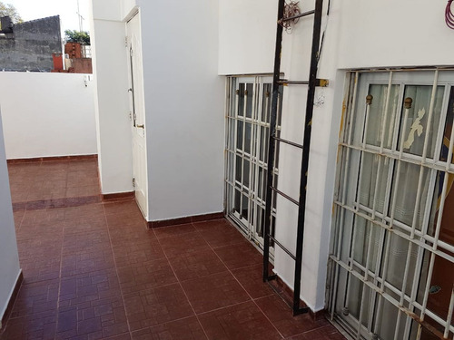 Alquiler Ph 4 Ambientes Quincho Con Terraza Propia