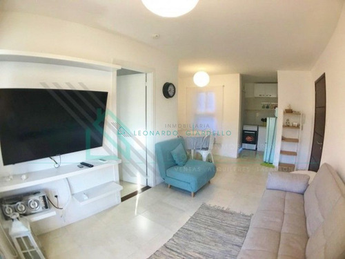 Imagen 3 de 12 de Colonia Del Sacramento- Moderno Apartamento Amueblado