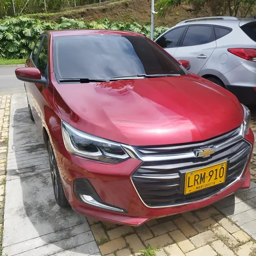 Chevrolet Onix 1.0T Premier Sedan At