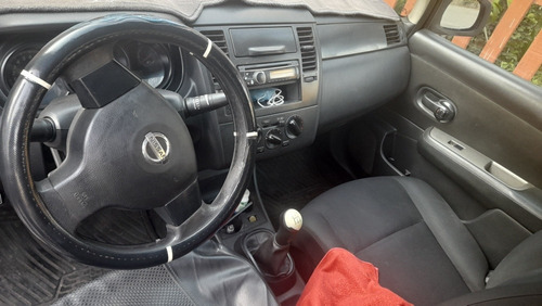 Imagen 16 de 25 de Nissan Tiida Tiida 1.6 2014