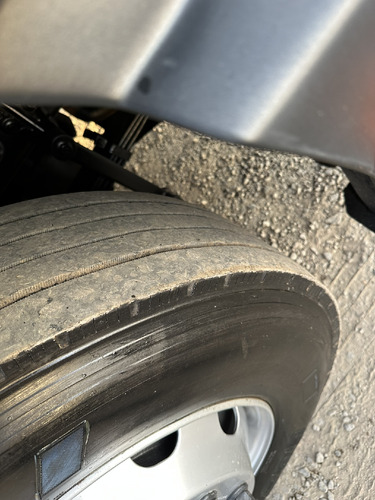Caminhão Baú Vw 24-280 Ano 2013 Leito No Baú De 11.5 M Filé