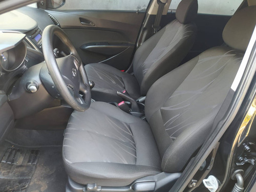 Imagem 7 de 9 de Hyundai Hb20 1.0 Comfort Plus 12v Flex 4p Manual