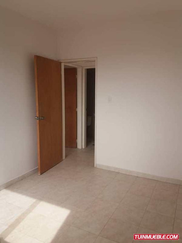 Imagen 2 de 7 de Apartamento En Urb. Ciudad Jardín Mañongo. Tpa-157