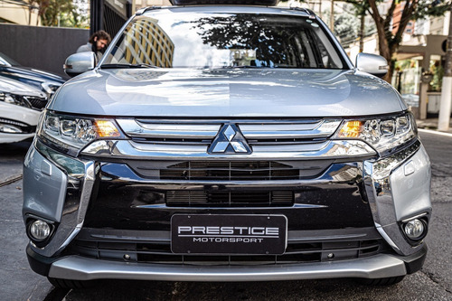 Mitsubishi Outlander V6 2016
