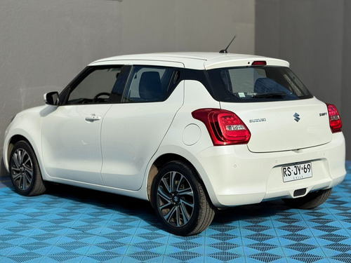 Suzuki Swift GLX PLUS CVT 1.2