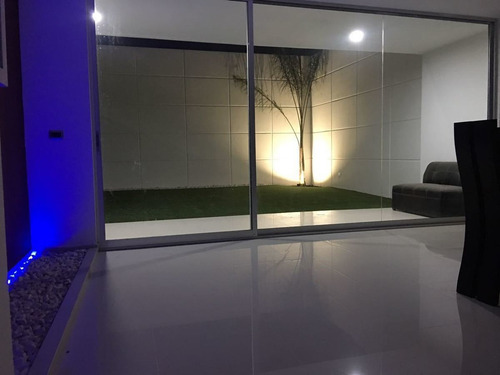 Imagen 5 de 24 de Increible Casa En Lomas De Juriquilla!