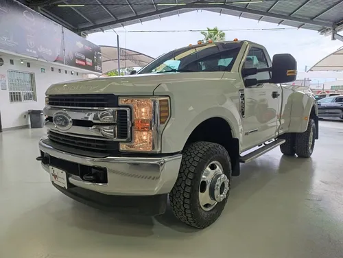 Ford F-350 Dully Cab Sencilla 4x4 Diesel