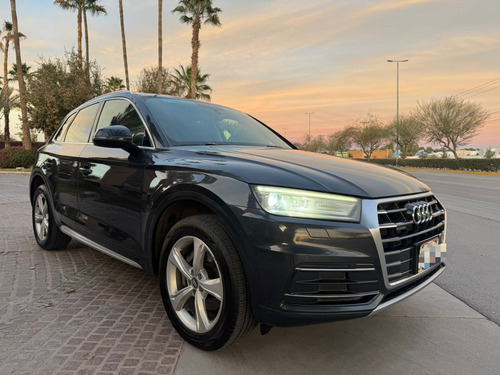 Audi Q5 2.0 L T Elite Dsg