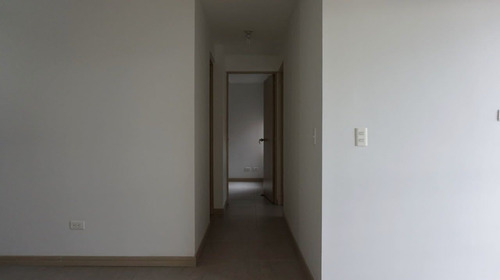 Imagen 10 de 14 de Venta De Apartamento En San Silvestre Pereira