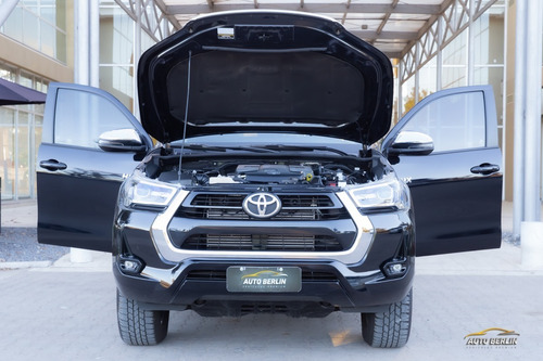 Toyota Hilux Srv