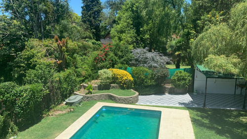 Venta Casa 3 Dormitorios Santa Rita Con Cochera Excelente Zona