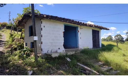 Finca Vía Rionegro La Ceja (quirama)