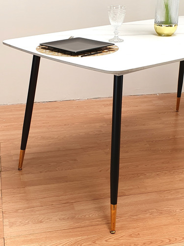 Mesa Comedor Rectangular 160 Simil Marmol Patas Doradas Blanco Negro
