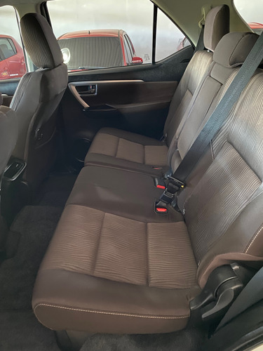 Toyota SW4 2.7 Srv 7l 4x2 Flex Aut. 5p