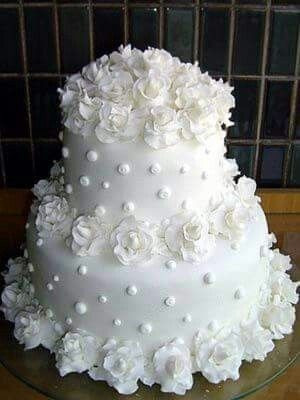 Adorno De Torta De Boda ,arreglo Floral En Porcelana Fria .