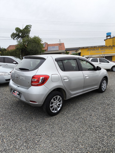 Renault Sandero 1.6 8V