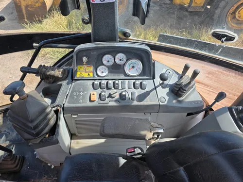 Pala Con Retro Cat 430e 4x4 En Tucumán Envíos Al País