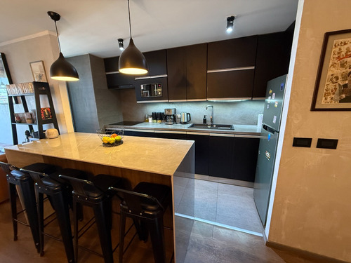 Remodelado Departamento. 2 Dormitorios 2 Baños 1e