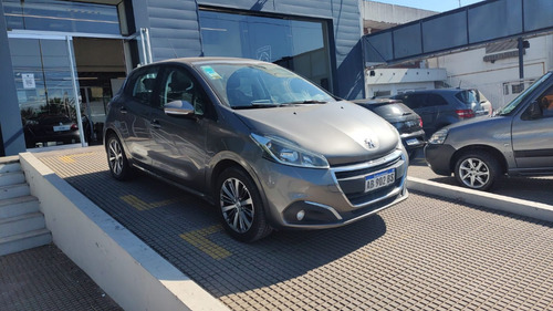 Peugeot 208 1.6 Allure