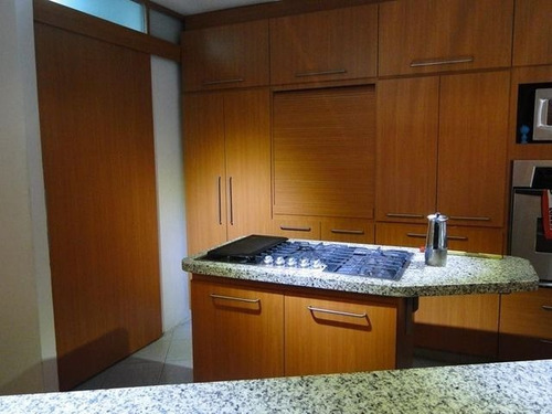 Imagen 12 de 18 de Venta De Lujoso Apartamento En Cumbres De Curumo / Ofc 21-22681