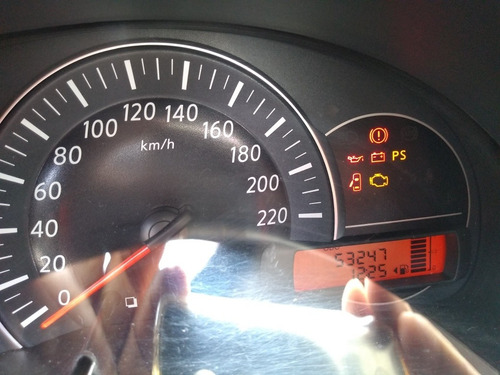 Imagem 9 de 9 de Nissan Versa 2019 1.0 12v Conforto 4p