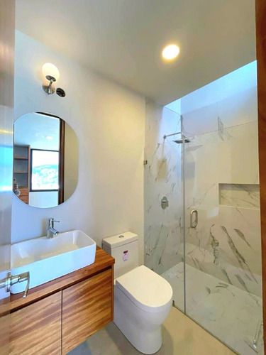 Imagen 12 de 16 de Venta De Casa Capital Norte Pontevedra Con Rof Garden