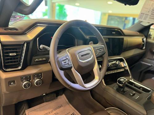 GMC Sierra 6.2 V8 Denali