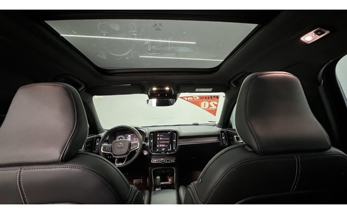 Volvo XC40 1.5 T5 RECHARGE R-DESIGN GEARTRONIC